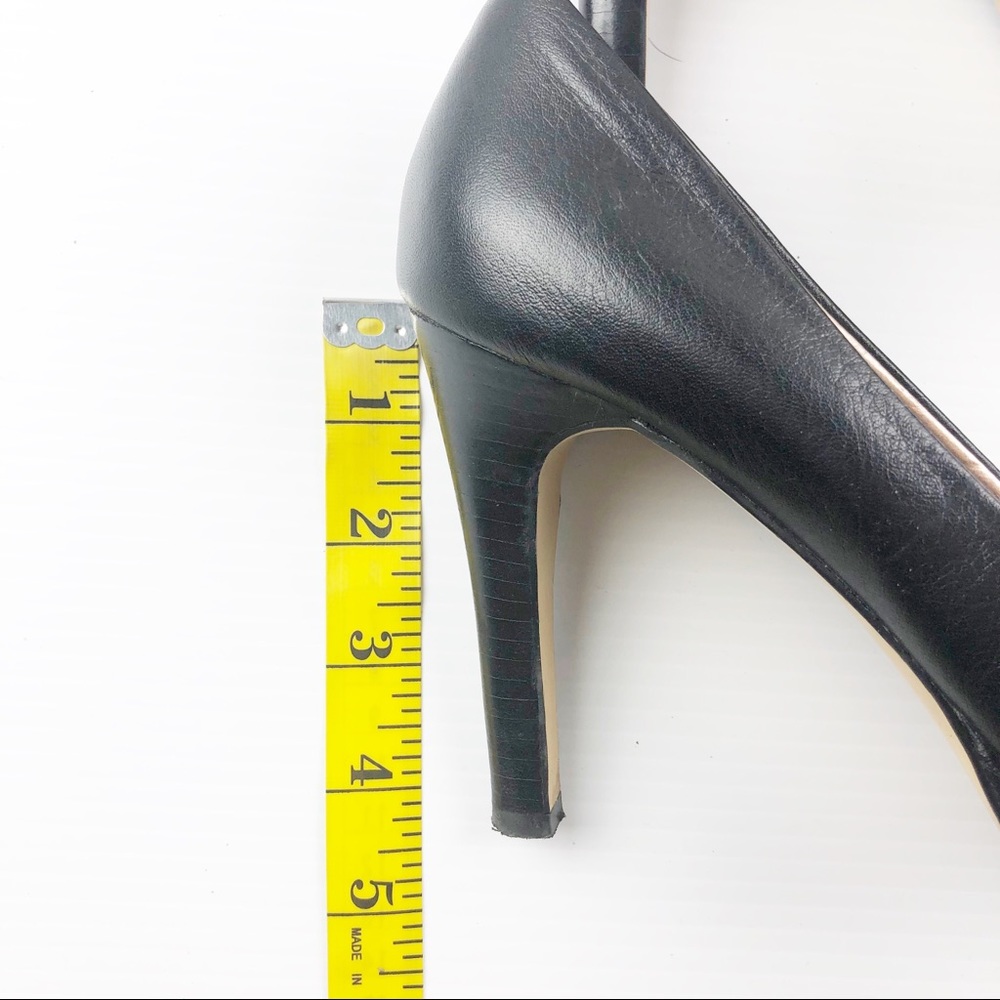 Banana Republic Black Heel Pumps Size 8 - Picture 4 of 8